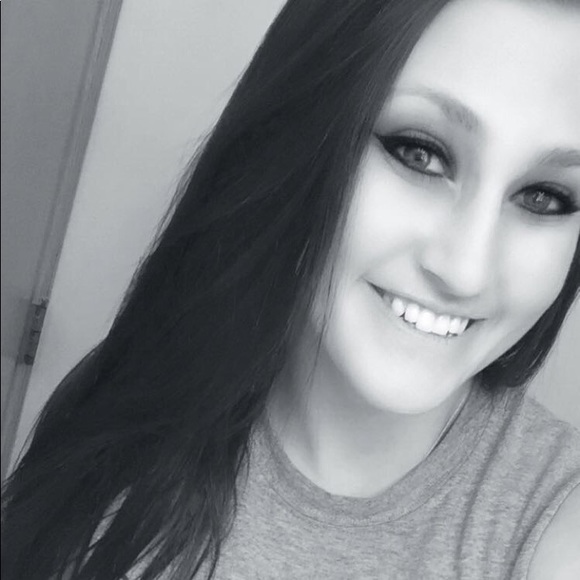 Meet your Posher, Ramie - Picture 1 of 1